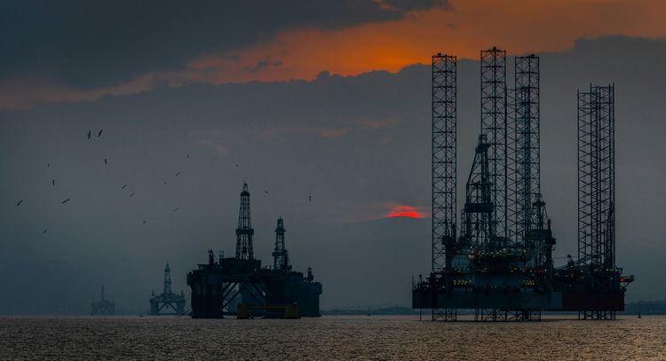 Oil & Gas